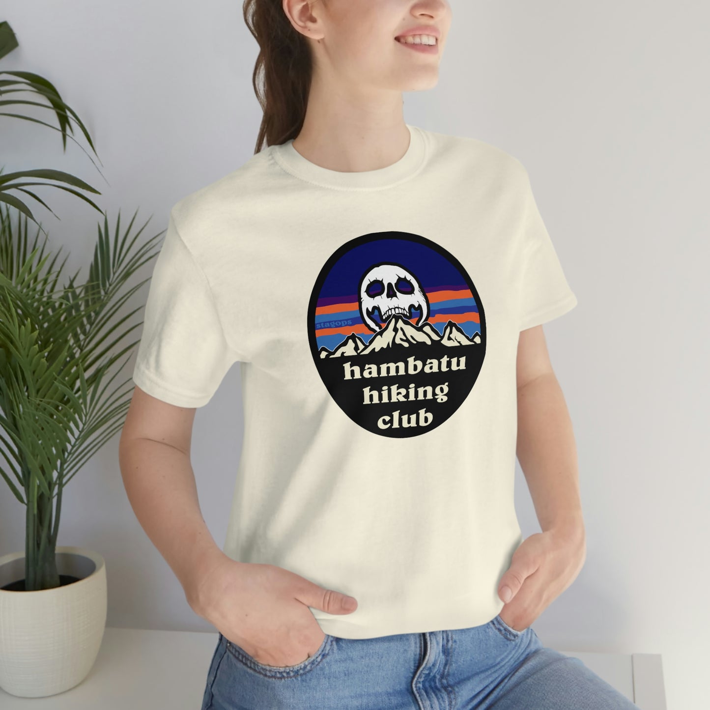 Hambatu hiking club Tee (Exclusive)