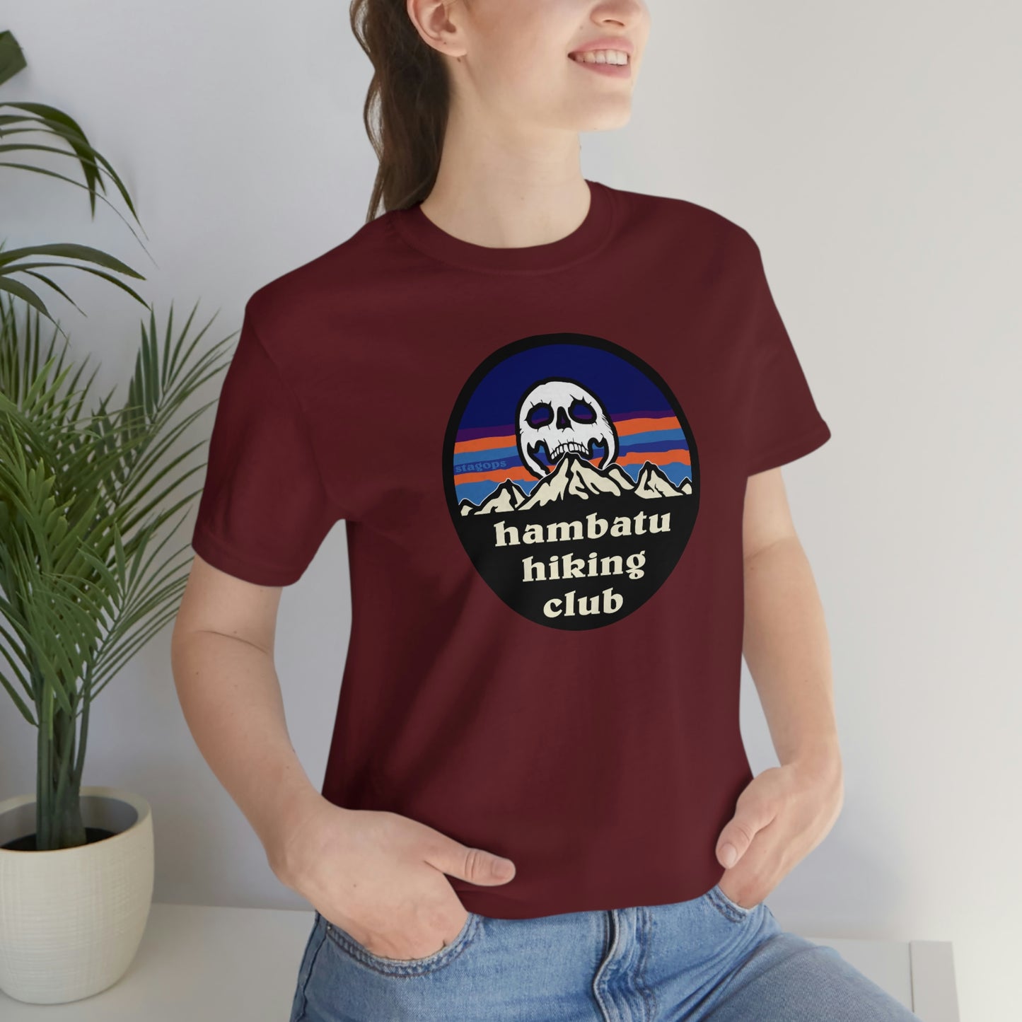 Hambatu hiking club Tee