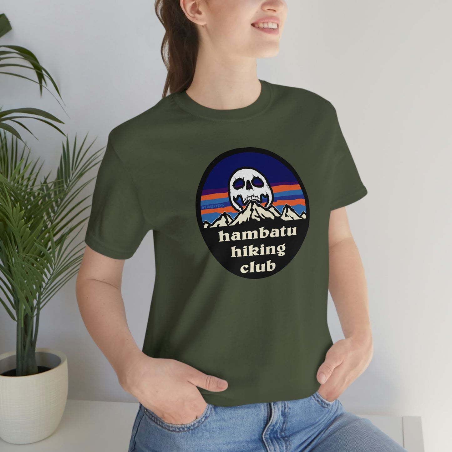 Hambatu hiking club Tee